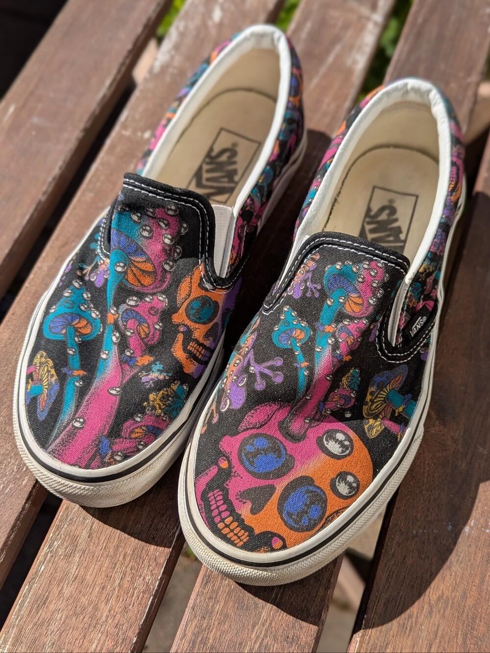 Vans Slip On Mushroom Skull Size Mens 6  Womens 7.5
